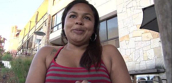  Oyeloca Amateur chubby latina Lorena Lobos banged